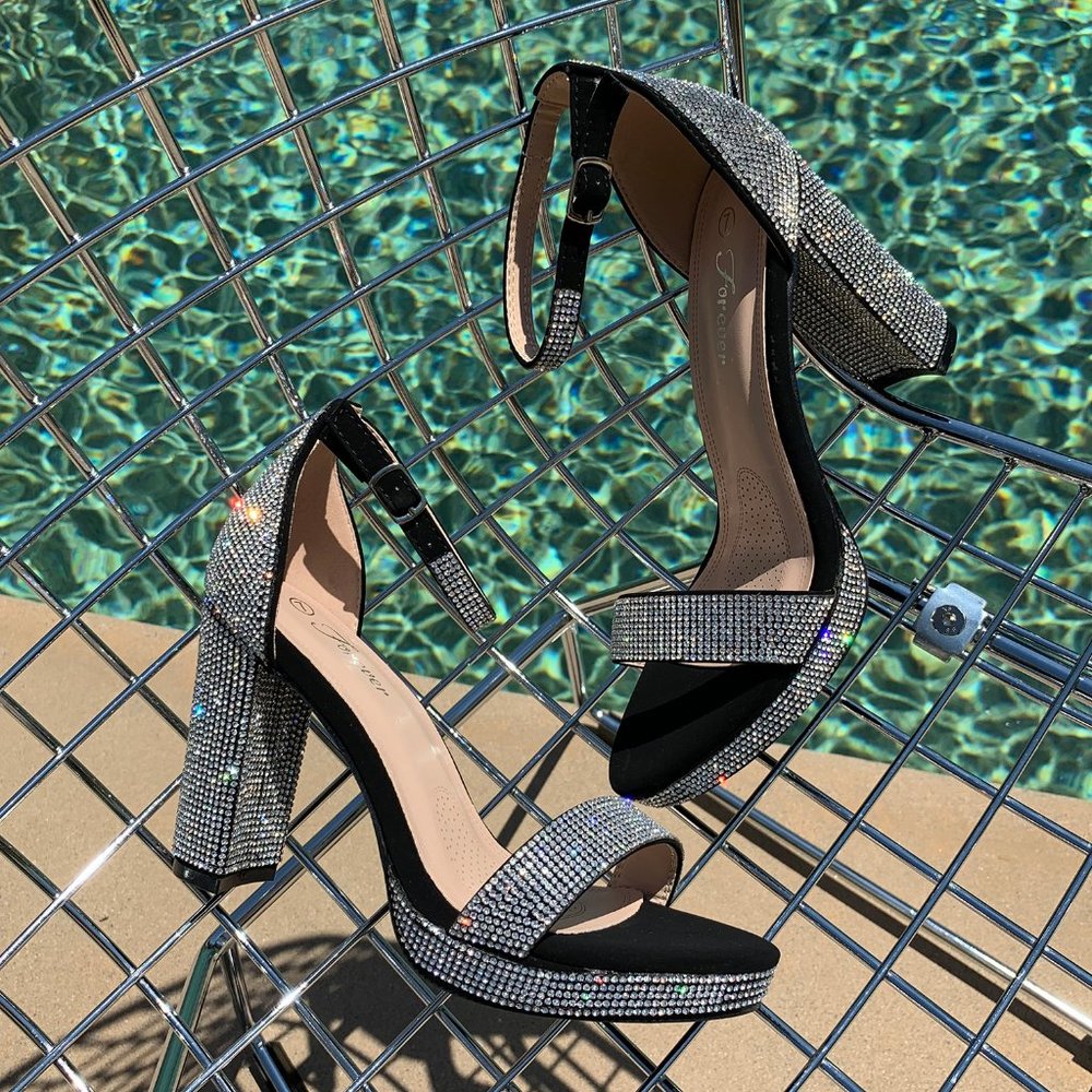 NEW🔥 Rhinestone Open Toe Ankle Strap Heel Sandals - Picture 2 of 4